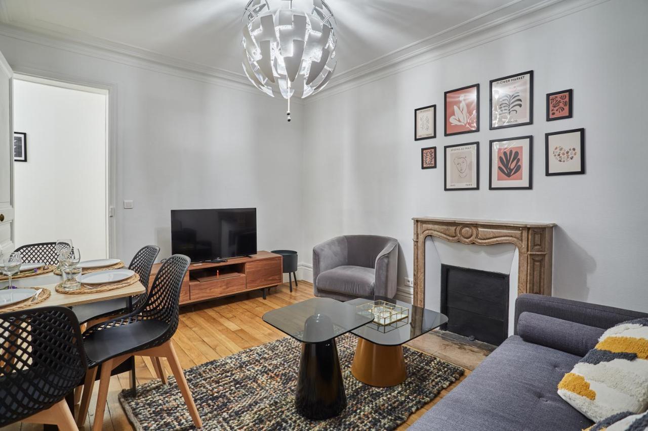 Residence Beaubourg Le Marais By Studio Prestige ปารีส ภายนอก รูปภาพ