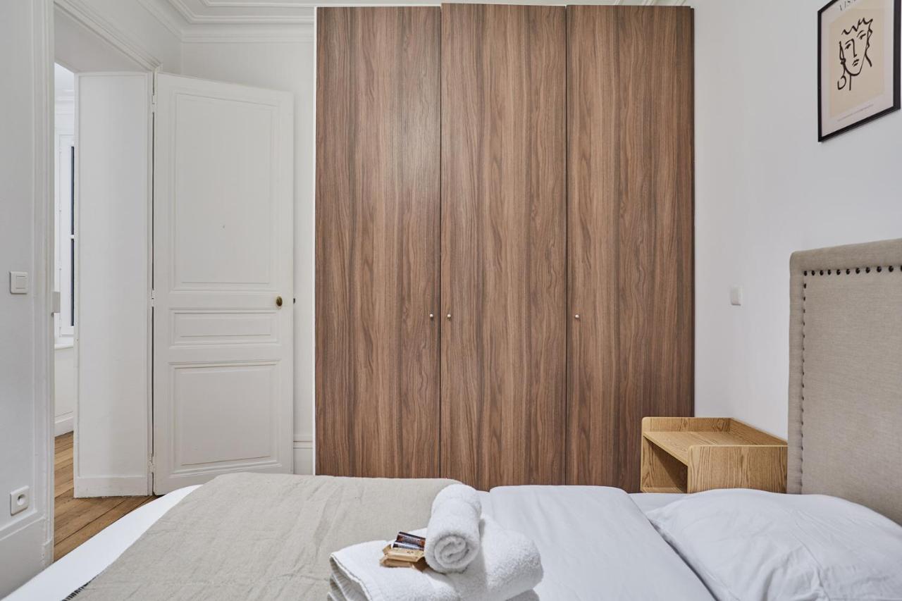 Residence Beaubourg Le Marais By Studio Prestige ปารีส ภายนอก รูปภาพ