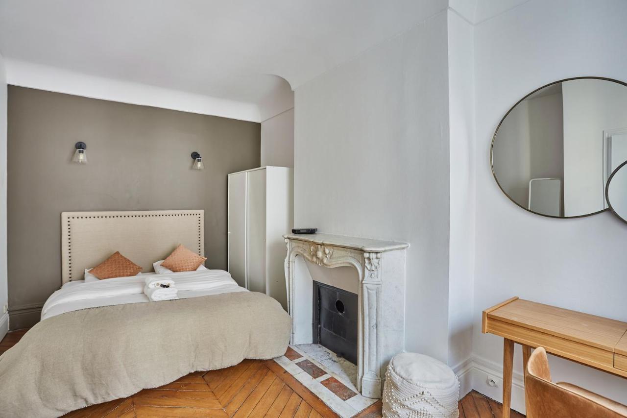 Residence Beaubourg Le Marais By Studio Prestige ปารีส ภายนอก รูปภาพ